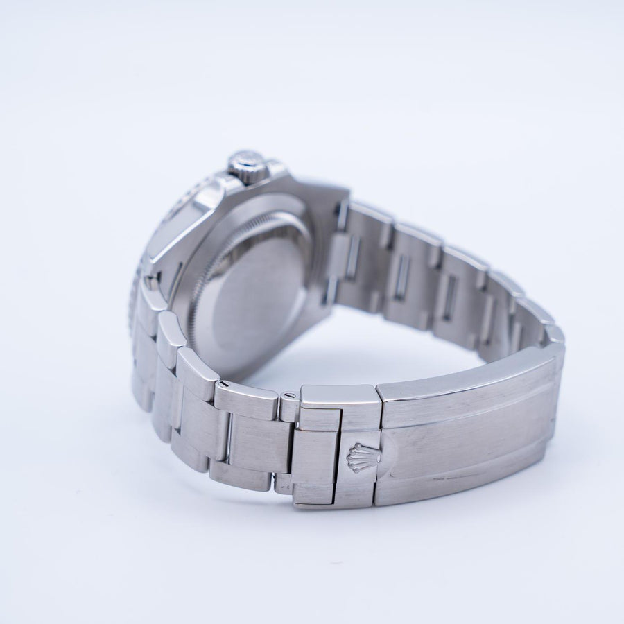 Submariner Date Ref.116610LN