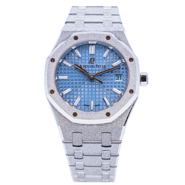 Royal Oak Frosted Ref.77353BC.GG.1263BC.01