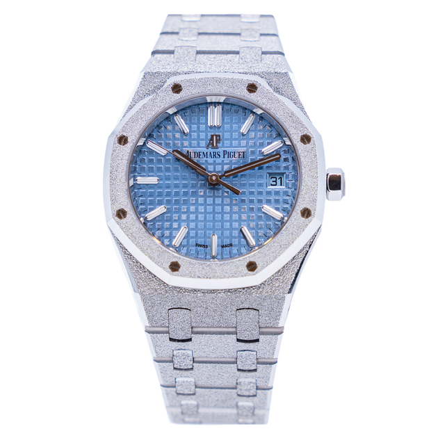 Royal Oak Frosted Ref.77353BC.GG.1263BC.01