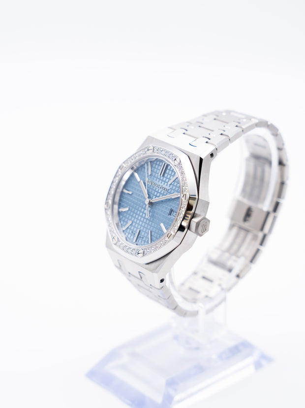 Royal Oak - 50th Anniversary Ref.15551ST.ZZ.1356ST.01