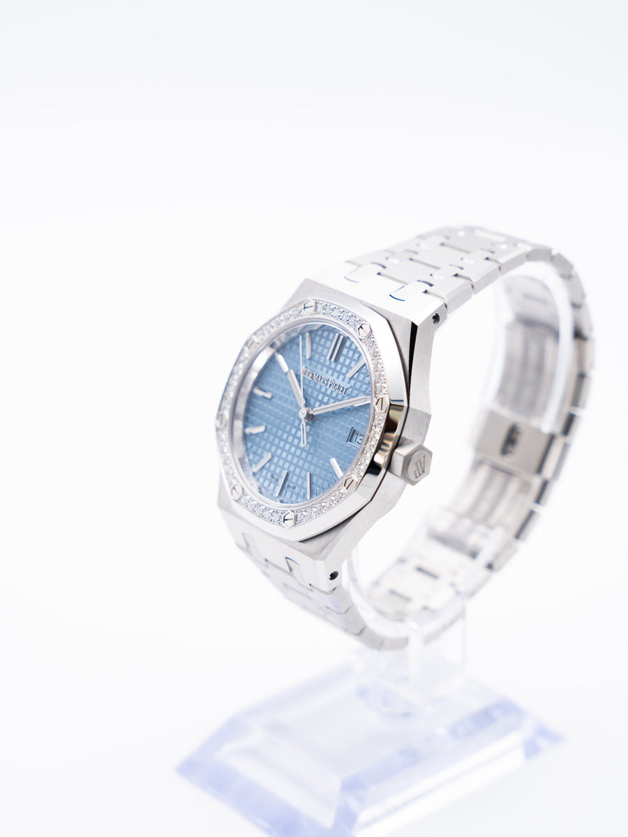 Royal Oak - 50th Anniversary Ref.15551ST.ZZ.1356ST.01