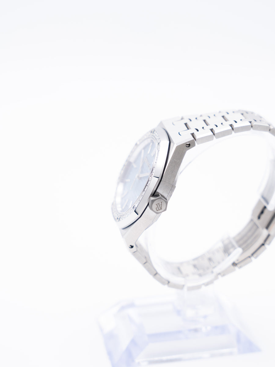 Royal Oak - 50th Anniversary Ref.15551ST.ZZ.1356ST.01