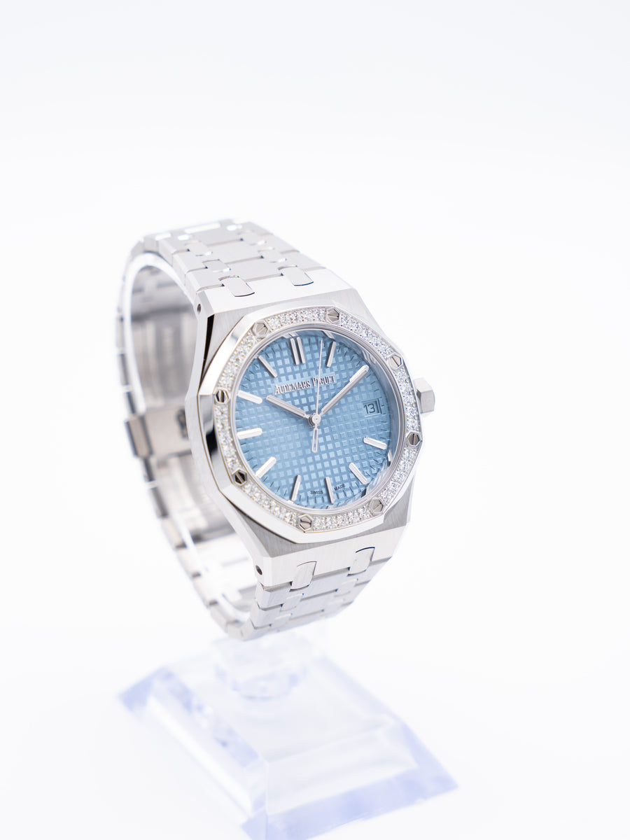 Royal Oak - 50th Anniversary Ref.15551ST.ZZ.1356ST.01