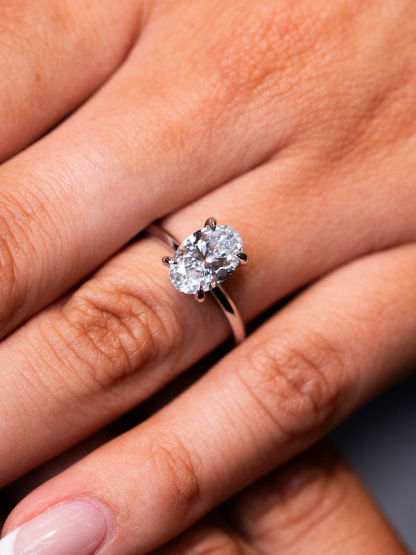Bella, Oval 1.00ct.