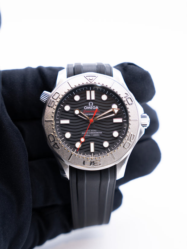 Seamaster Diver 300M Ref. 210.32.42.20.01.002