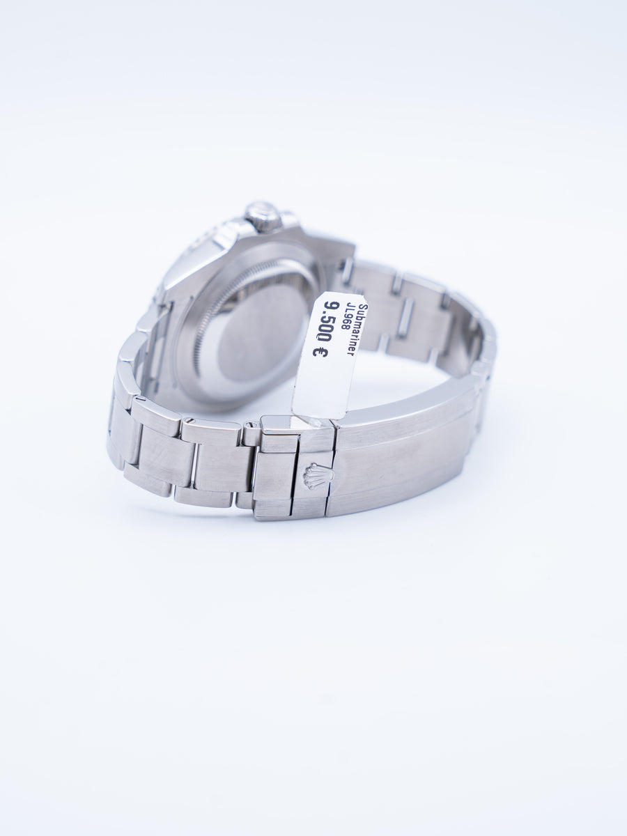 Submariner Date Ref.116610LN
